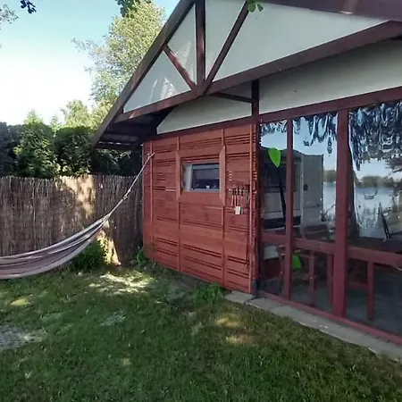 Planb - Przyczepa Kempingowa We Wsi Nad Samym Brzegiem Jeziora Pluszne Camping Pluski